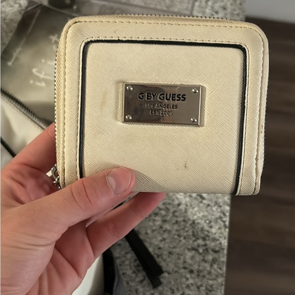 Guess backpack with wallet - Picture 4 of 5